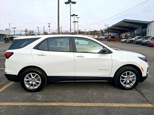 2022 Chevrolet Equinox LS