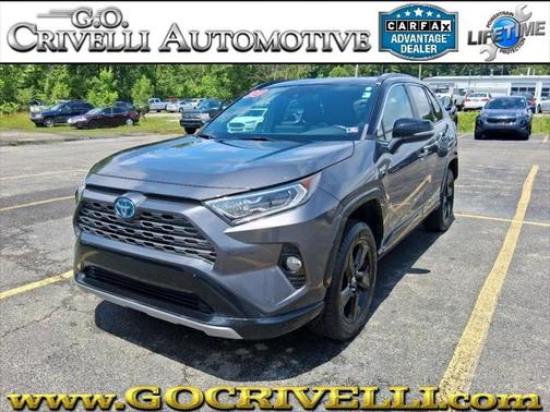 2020 Toyota RAV4 Hybrid SE