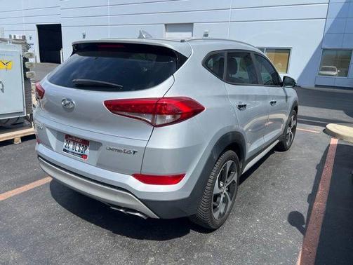 Molten Silver 2018 Hyundai TUCSON Limited