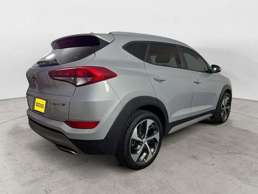 Molten Silver 2018 Hyundai TUCSON Limited