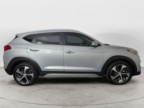 Molten Silver 2018 Hyundai TUCSON Limited