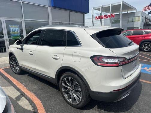 Pearl Metallic 2023 Lincoln Nautilus Reserve