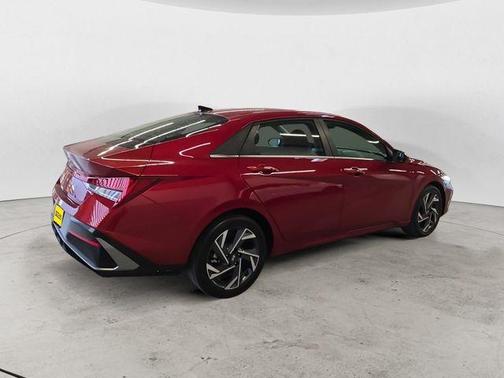 Red 2025 Hyundai ELANTRA SEL Convenience