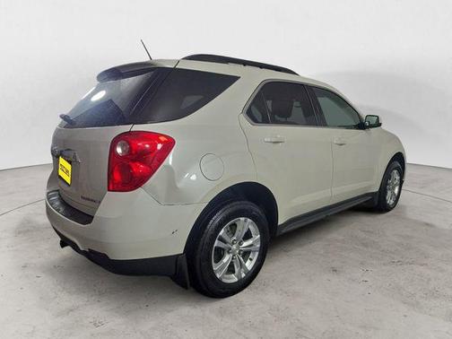 White Diamond Clearcoat 2015 Chevrolet Equinox 2LT