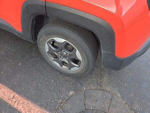 Omaha Orange 2016 Jeep Renegade Sport