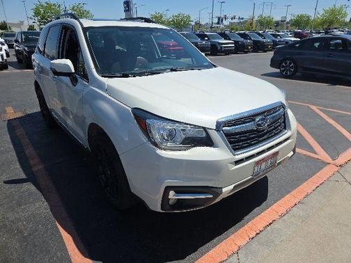 Crystal White Pearl 2017 Subaru Forester 2.5i Touring