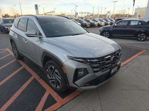 2025 Hyundai TUCSON Hybrid Limited