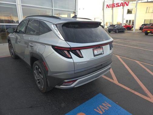 2025 Hyundai TUCSON Hybrid Limited