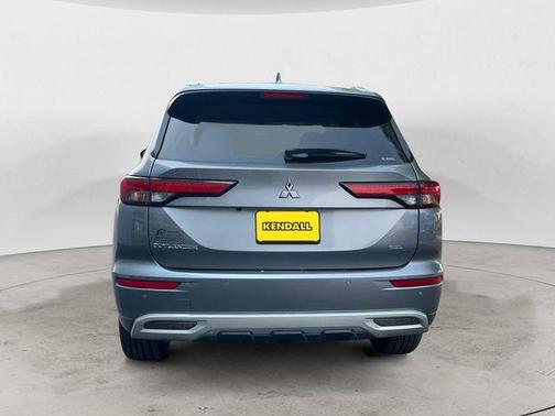 2022 Mitsubishi Outlander SEL