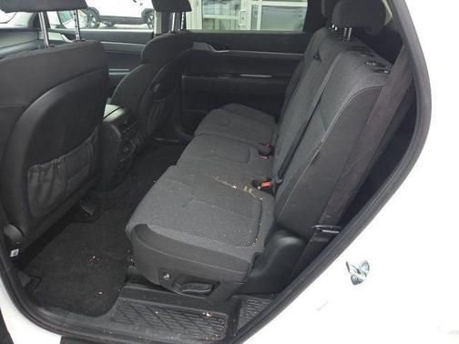 2025 Hyundai PALISADE SE