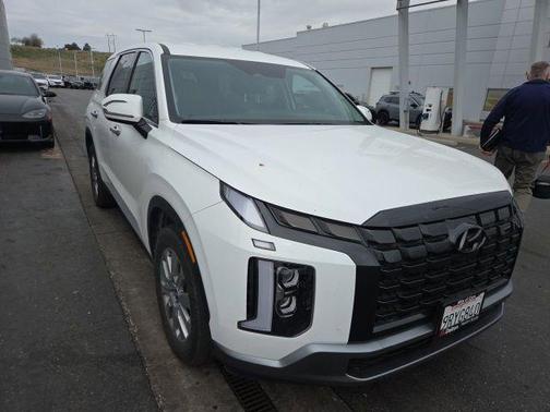 2025 Hyundai PALISADE SE