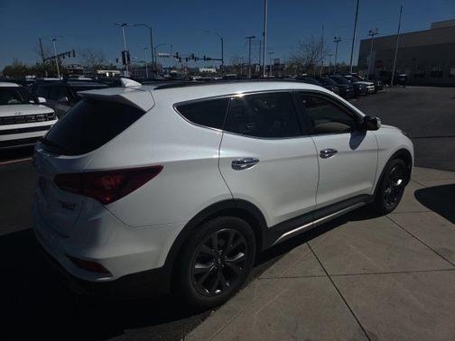 2017 Hyundai Santa Fe Sport 2.0L Turbo Ultimate