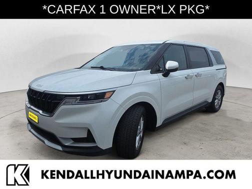 Snow White Pearl 2024 Kia Carnival LX