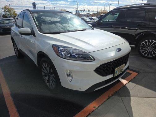 2020 Ford Escape Titanium Hybrid