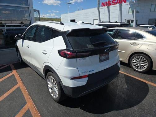Summit White 2023 Chevrolet Bolt EUV LT