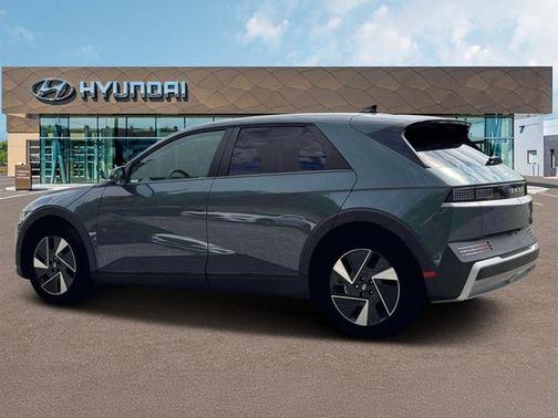Teal 2026 Hyundai IONIQ 5 SE
