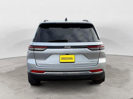 2022 Jeep Grand Cherokee Laredo