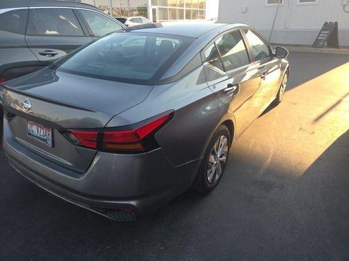 Gun Metallic 2022 Nissan Altima 2.5 S