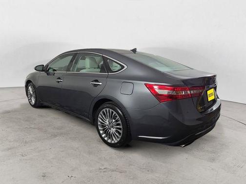 Magnetic Gray Metallic 2016 Toyota Avalon Limited