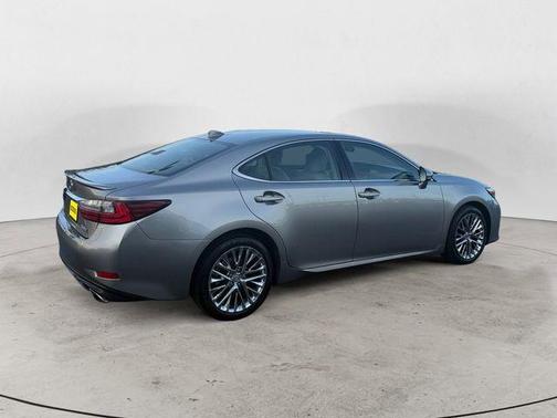 2016 Lexus ES 350 Base