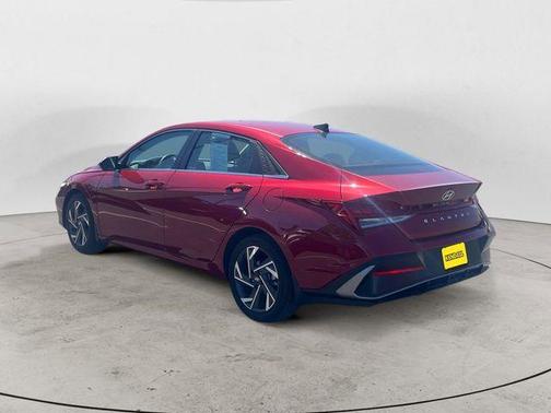 Red 2025 Hyundai ELANTRA SEL Convenience