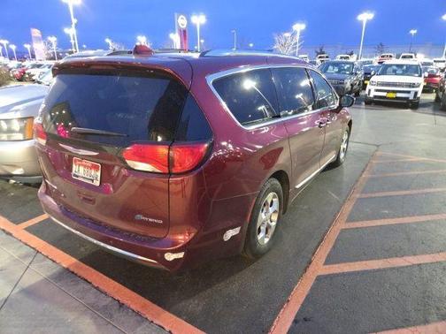 2018 Chrysler Pacifica Hybrid Limited