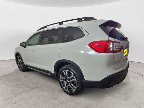 Crystal White Pearl 2024 Subaru Ascent Limited