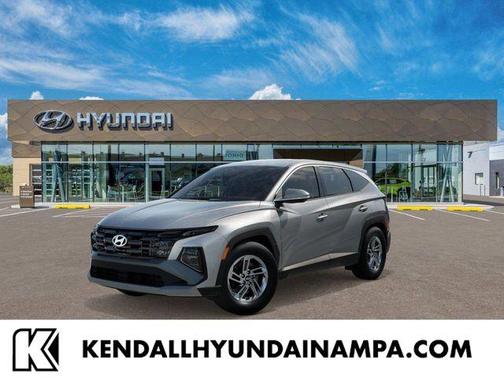 Shimmering Silver 2026 Hyundai TUCSON SE