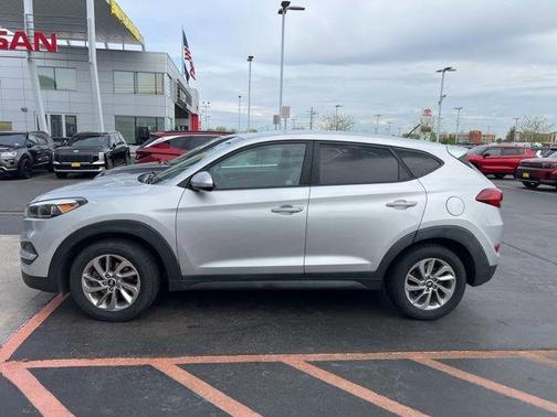 2018 Hyundai TUCSON SE