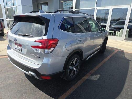 Ice Silver Metallic 2021 Subaru Forester Touring