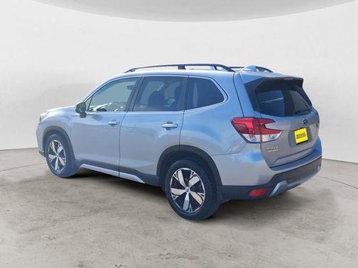 Ice Silver Metallic 2021 Subaru Forester Touring