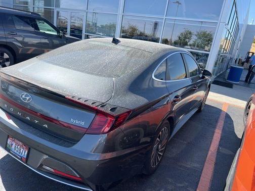 2022 Hyundai SONATA Hybrid Limited