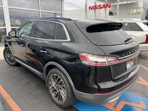 2019 Lincoln Nautilus Reserve