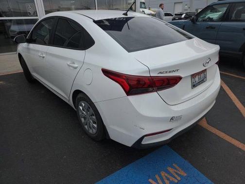 2020 Hyundai Accent SE