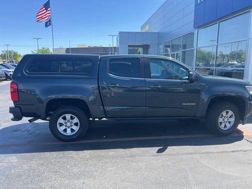 Graphite Metallic 2017 Chevrolet Colorado WT