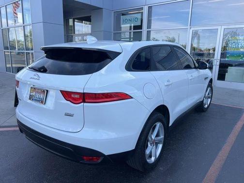 Polaris White 2017 Jaguar F-PACE 20d Premium