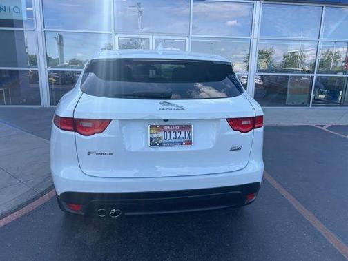 Polaris White 2017 Jaguar F-PACE 20d Premium