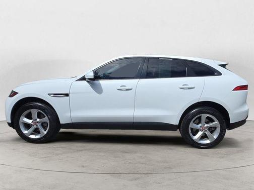 Polaris White 2017 Jaguar F-PACE 20d Premium