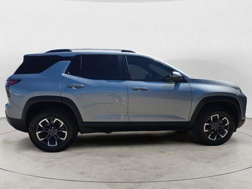 Sterling Gray Metallic 2025 Chevrolet Equinox LT