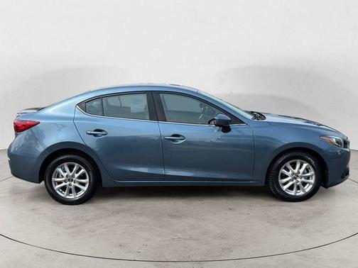 2016 Mazda Mazda3 i Grand Touring