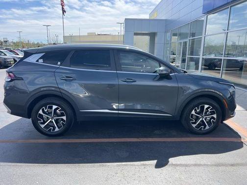 2024 Kia Sportage Hybrid EX