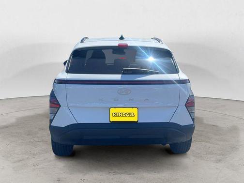 White 2024 Hyundai KONA SEL