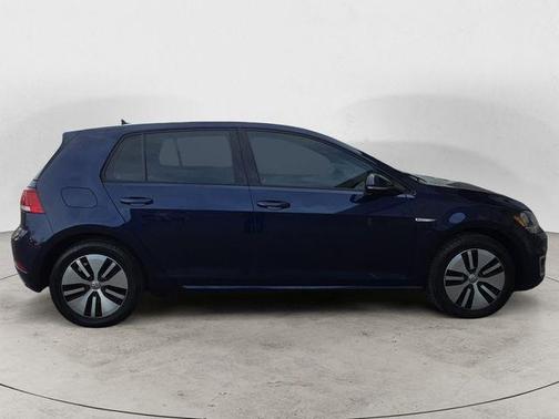 2019 Volkswagen e-Golf SE