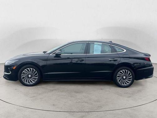 2023 Hyundai SONATA Hybrid Limited