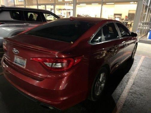 2016 Hyundai SONATA SE