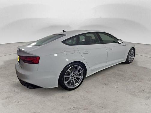 2025 Audi A5 Sportback 45 S line quattro Premium