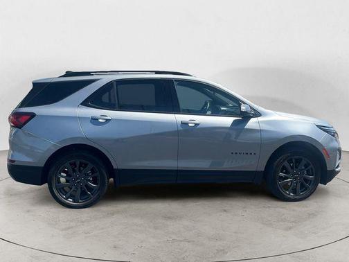Sterling Gray Metallic 2023 Chevrolet Equinox RS