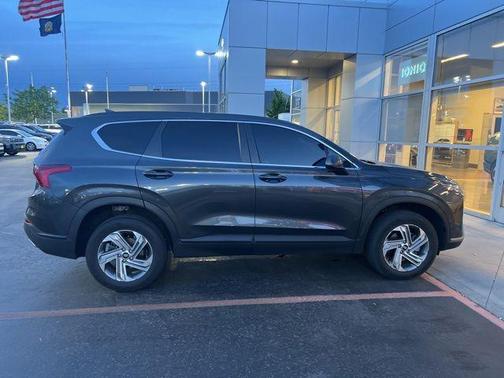 Gray 2022 Hyundai SANTA FE SE
