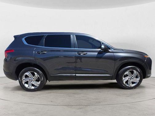 Gray 2022 Hyundai SANTA FE SE