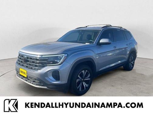Silver Bird Metallic 2024 Volkswagen Atlas 2.0T SE